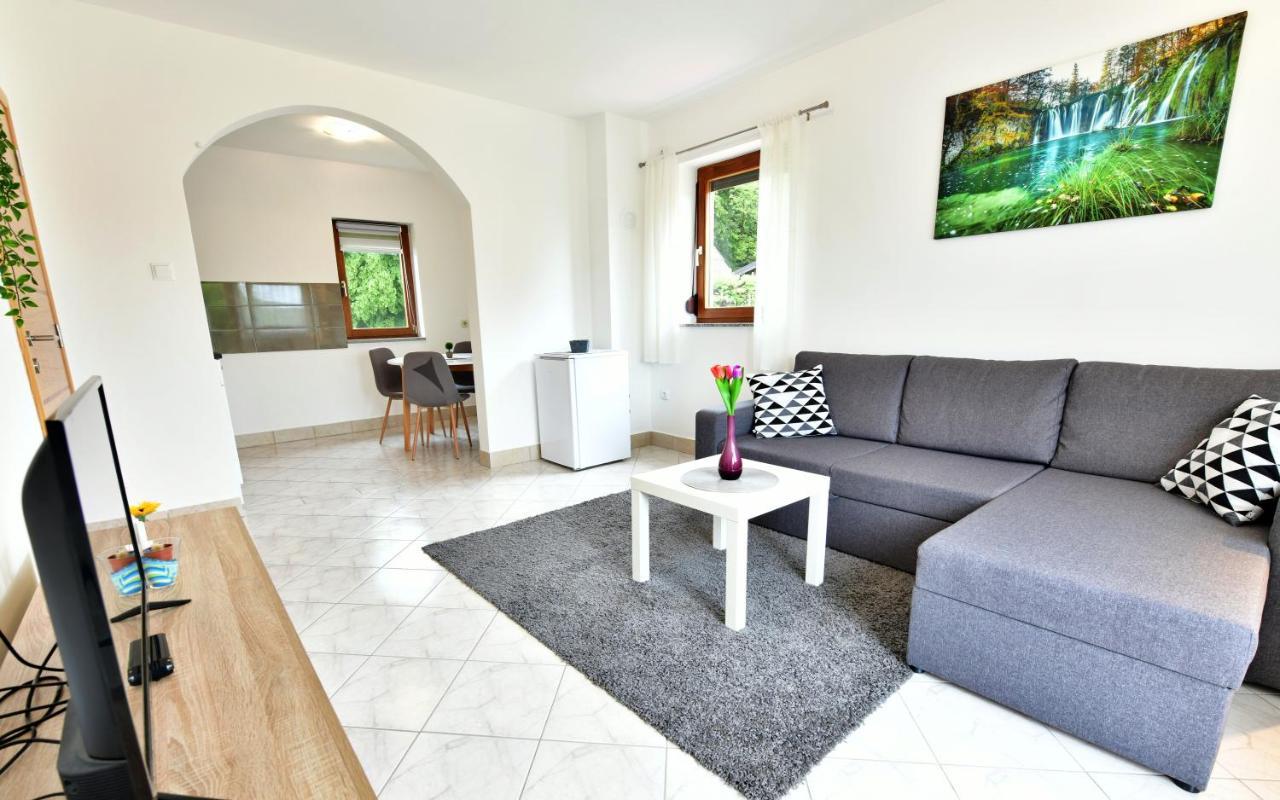 Apartman Mate Rakovica Zewnętrze zdjęcie