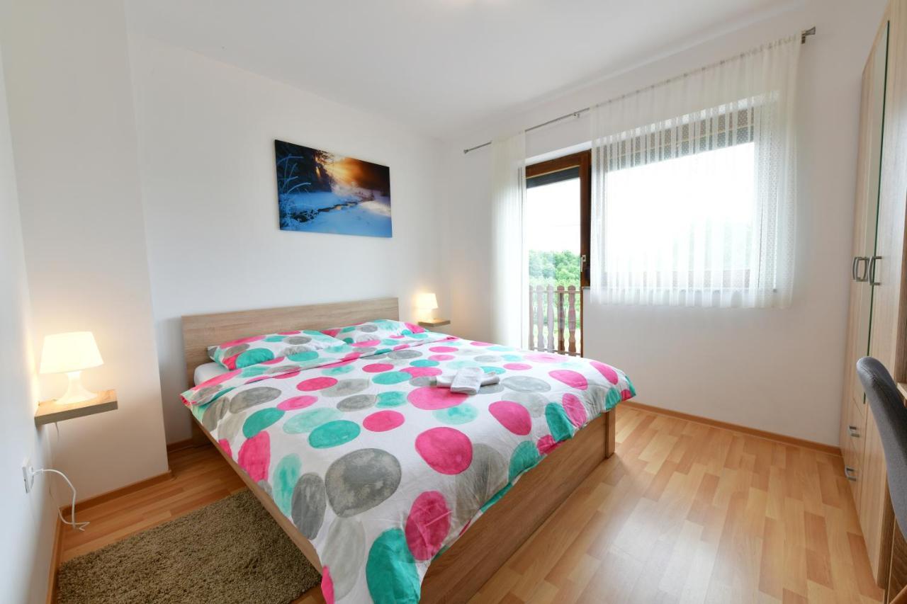Apartman Mate Rakovica Zewnętrze zdjęcie
